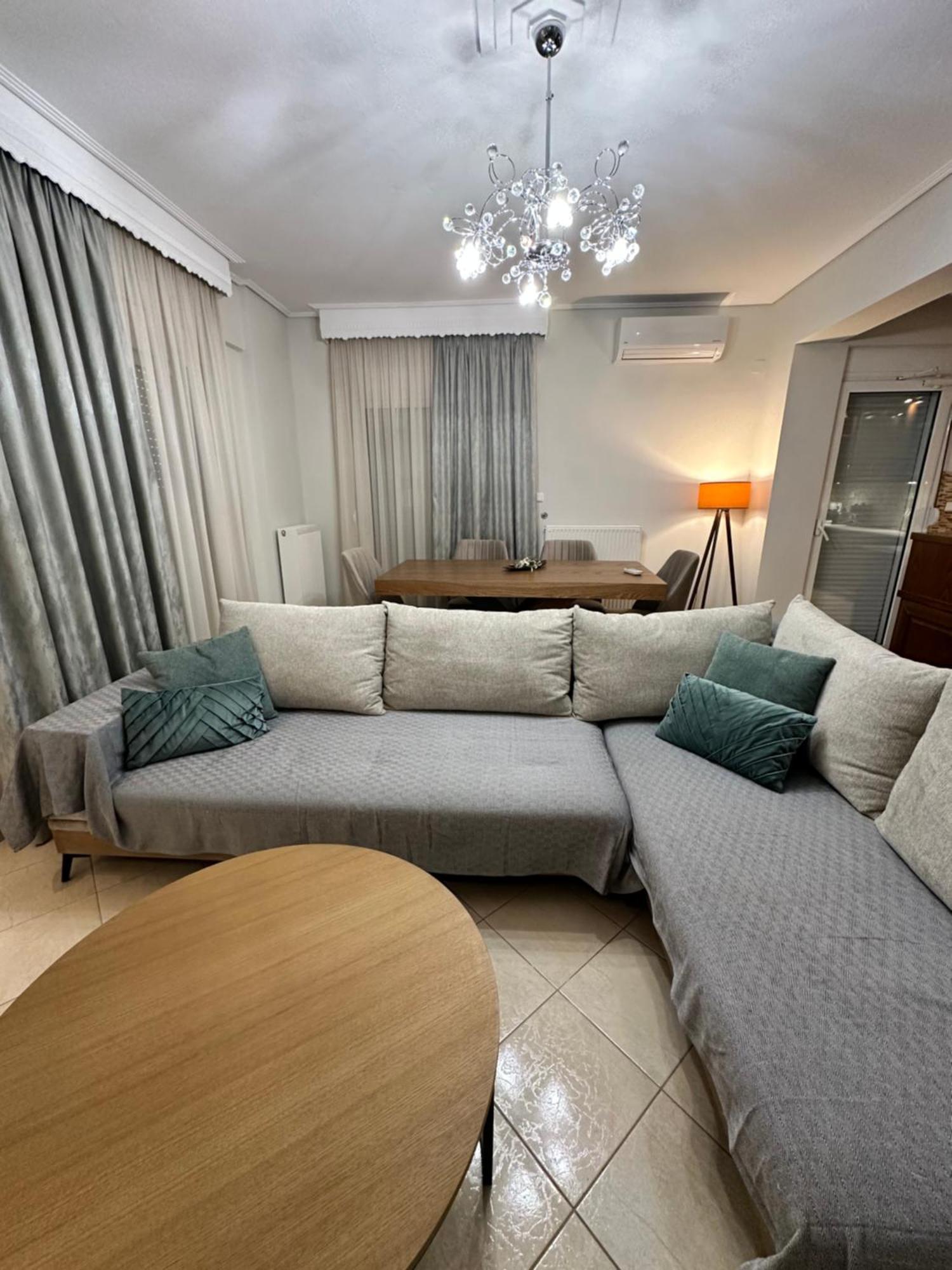 Mandalena Luxury Larissa Apartment Exterior photo